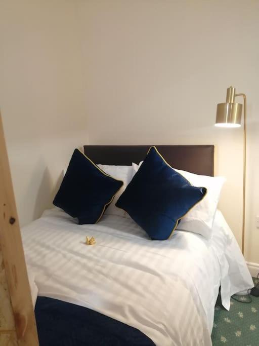 קורק Cosy City Apartment מראה חיצוני תמונה